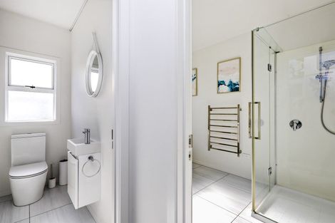 Photo of property in 27a Warwick Crescent, Taradale, Napier, 4112