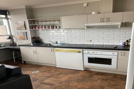 Photo of property in Mclean Towers, 3gg Shakespeare Road, Napier South, Napier, 4110