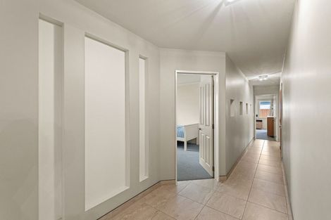 Photo of property in 1 Henridge Place, Avonhead, Christchurch, 8042