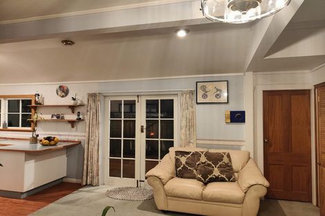 Photo of property in 53 William Street, Petone, Lower Hutt, 5012