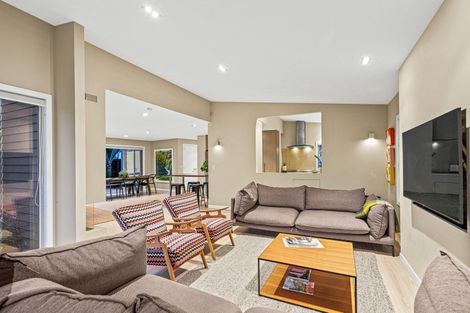 Photo of property in 11 Patiki Place, Omaha, 0986