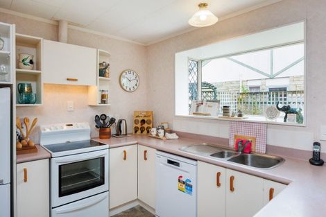 Photo of property in 114d Warwick Street, Feilding, 4702