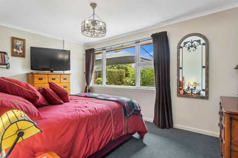 Photo of property in 104 Main North Road, Woodend, 7610