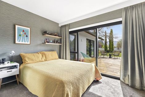 Photo of property in 60 Neplusultra Street, Cromwell, 9310