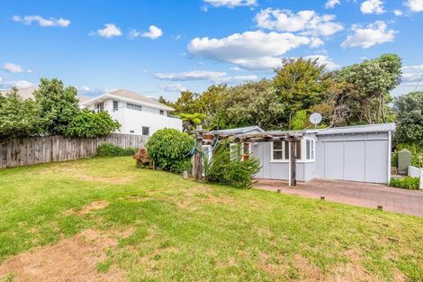 Photo of property in 6a Wharemauku Road, Raumati Beach, Paraparaumu, 5032