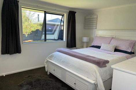 Photo of property in 28 Railway Terrace East, Glentunnel, Sheffield, 7673