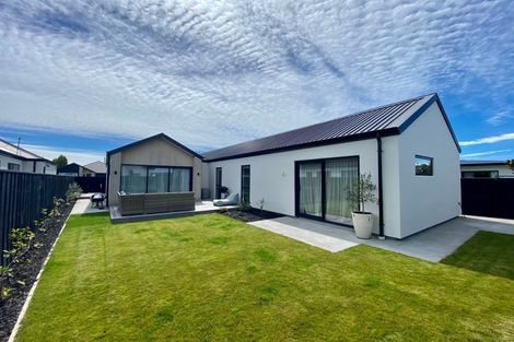 Photo of property in 42 Mills Road, Marshland, Christchurch, 8051