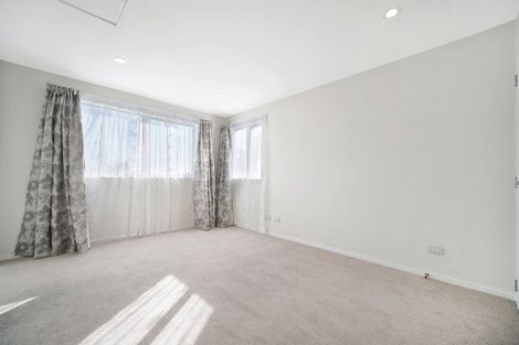 Photo of property in 496 Blockhouse Bay Road, Blockhouse Bay, Auckland, 0600