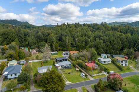 Photo of property in 18 Oxford Road, Lake Rotoma, Rotorua, 3074