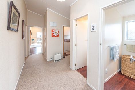 Photo of property in 21 Ward Street, Aramoho, Whanganui, 4500