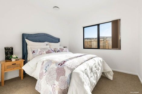 Photo of property in 7 Opouatu Avenue, Glenbrook, 2681