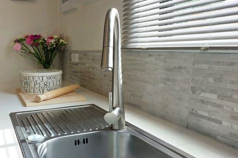 Photo of property in 8/10 Rimu Street, New Lynn, Auckland, 0600