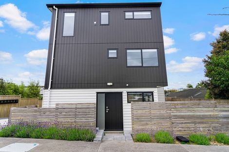 Photo of property in 1/8 Knight Avenue, Mount Albert, Auckland, 1025