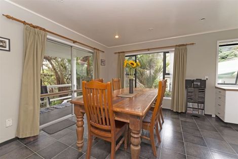 Photo of property in 214 Motutara Road, Muriwai, Waimauku, 0881