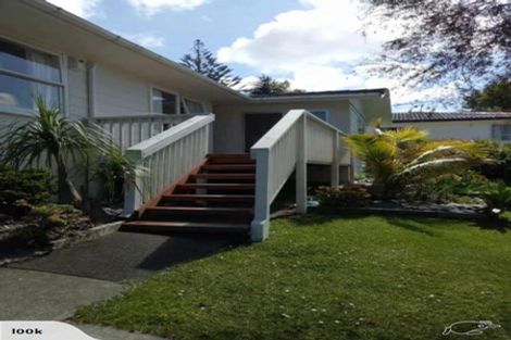 Photo of property in 9 Beaudine Avenue, Glenfield, Auckland, 0629