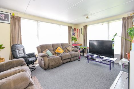 Photo of property in 406 Huia Street, Camberley, Hastings, 4120