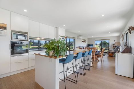 Photo of property in 105 Rangiora Crescent, Matarangi, Whitianga, 3592