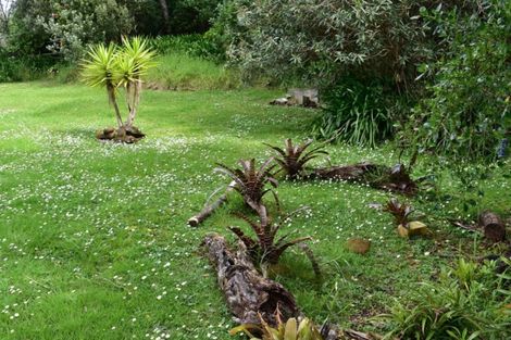 Photo of property in 1313 Matapouri Road, Matapouri, Whangarei, 0173