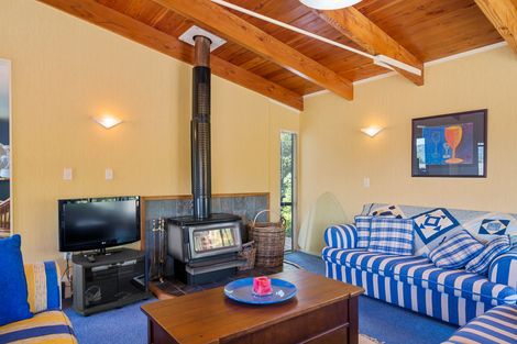 Photo of property in 12 Kenrigg Road East, Kinloch, Taupo, 3377