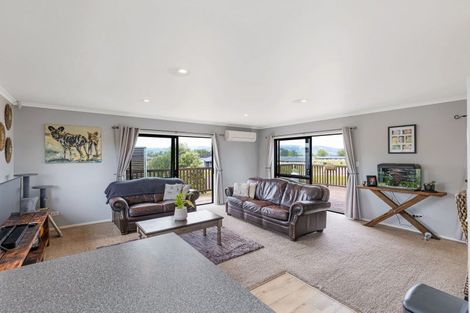 Photo of property in 94 James Line, Kelvin Grove, Palmerston North, 4414