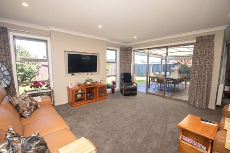 Photo of property in 17 Whiteoak Grove, Tinwald, Ashburton, 7700