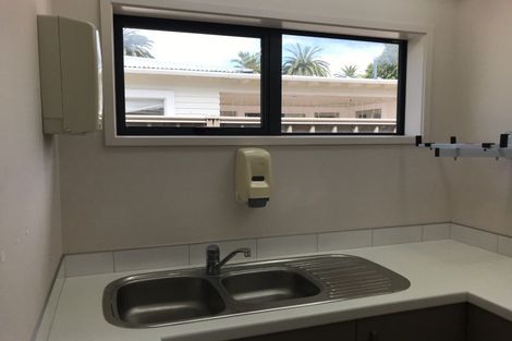 Photo of property in 2a Wilding Avenue, Marewa, Napier, 4110