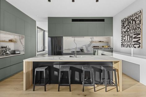 Photo of property in 6 Akitu Rise, Wanaka, 9305