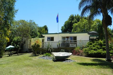 Photo of property in 10 Mission Road, Kerikeri, 0230