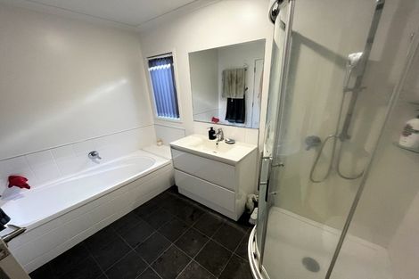 Photo of property in 5 Ladeira Place, Fitzroy, Hamilton, 3206