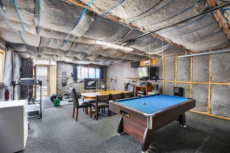 Photo of property in 25 Lambeth Crescent, Northcote, Christchurch, 8052