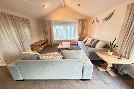 Photo of property in 14 Annalong Road, Dannemora, Auckland, 2016