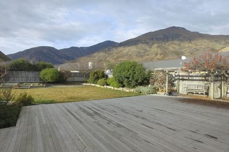 Photo of property in 27 Quill Street, Lake Hayes, Queenstown, 9304
