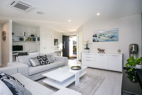 Photo of property in 3 Webber Street, Cambridge, 3434