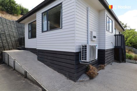 Photo of property in 332 Kaikorai Valley Road, Bradford, Dunedin, 9011