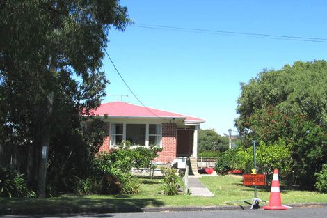 Photo of property in 8 Argyle Terrace, Milford, Auckland, 0620