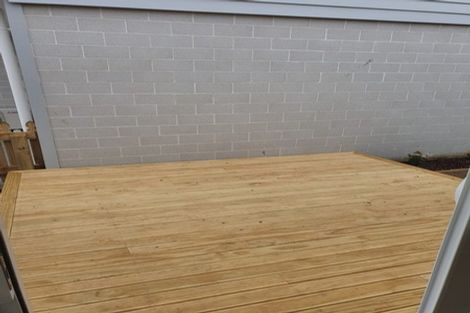 Photo of property in 43b Wainuiomata Road, Wainuiomata, Lower Hutt, 5014