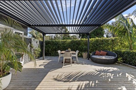 Photo of property in 222 Tukapa Street, Westown, New Plymouth, 4310