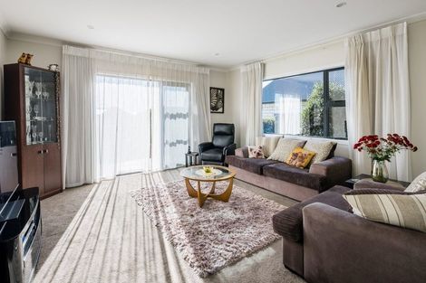 Photo of property in 54 Norfolk Drive, Cambridge, 3434