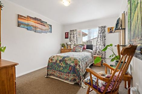 Photo of property in 30a Royton Avenue, Mangere East, Auckland, 2024