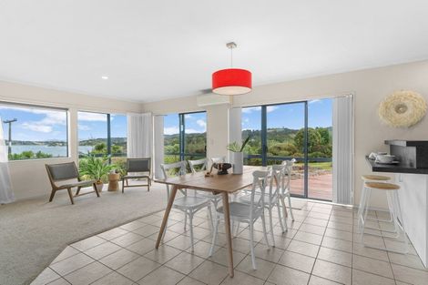 Photo of property in 4 Sunset Parade, Parua Bay, Whangarei, 0174