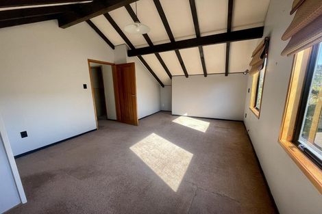 Photo of property in 6b Chatsworth Road, Silverstream, Upper Hutt, 5019