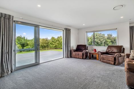 Photo of property in 17 Westwood Drive, Aokautere, Palmerston North, 4471