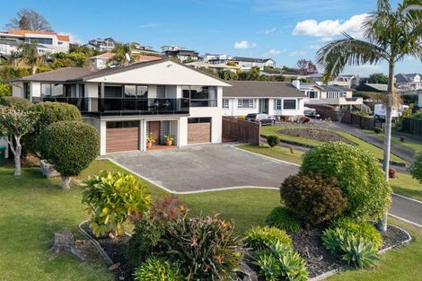 Photo of property in 43 Freyberg Street, Otumoetai, Tauranga, 3110