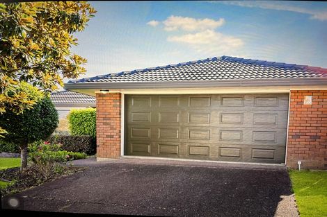 Photo of property in 38 Simmental Crescent, Somerville, Auckland, 2014