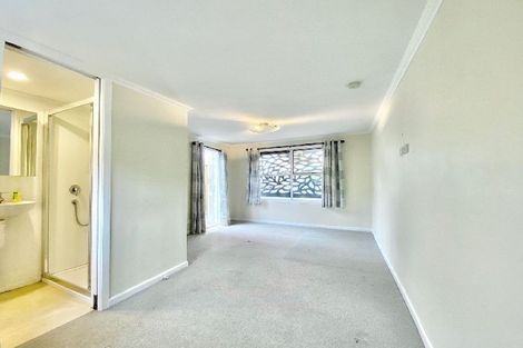 Photo of property in 1/17 Thornton Road, Milford, Auckland, 0620