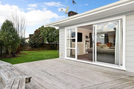 Photo of property in 20 Rhonda Avenue, Deanwell, Hamilton, 3206