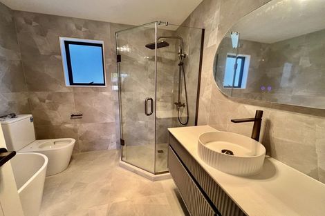 Photo of property in 20a Clovelly Road, Bucklands Beach, Auckland, 2012