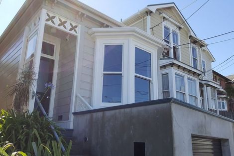 Photo of property in 102 Wallace Street, Mount Cook, Wellington, 6021