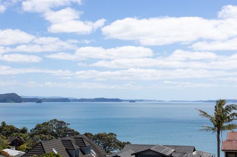 Photo of property in 15 Durness Place, Red Beach, 0932