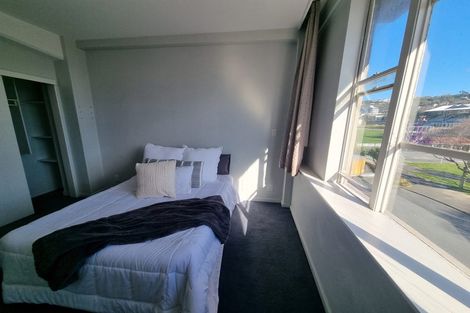 Photo of property in Grandstand Apartments, 37/80 Kent Terrace, Mount Victoria, Wellington, 6011